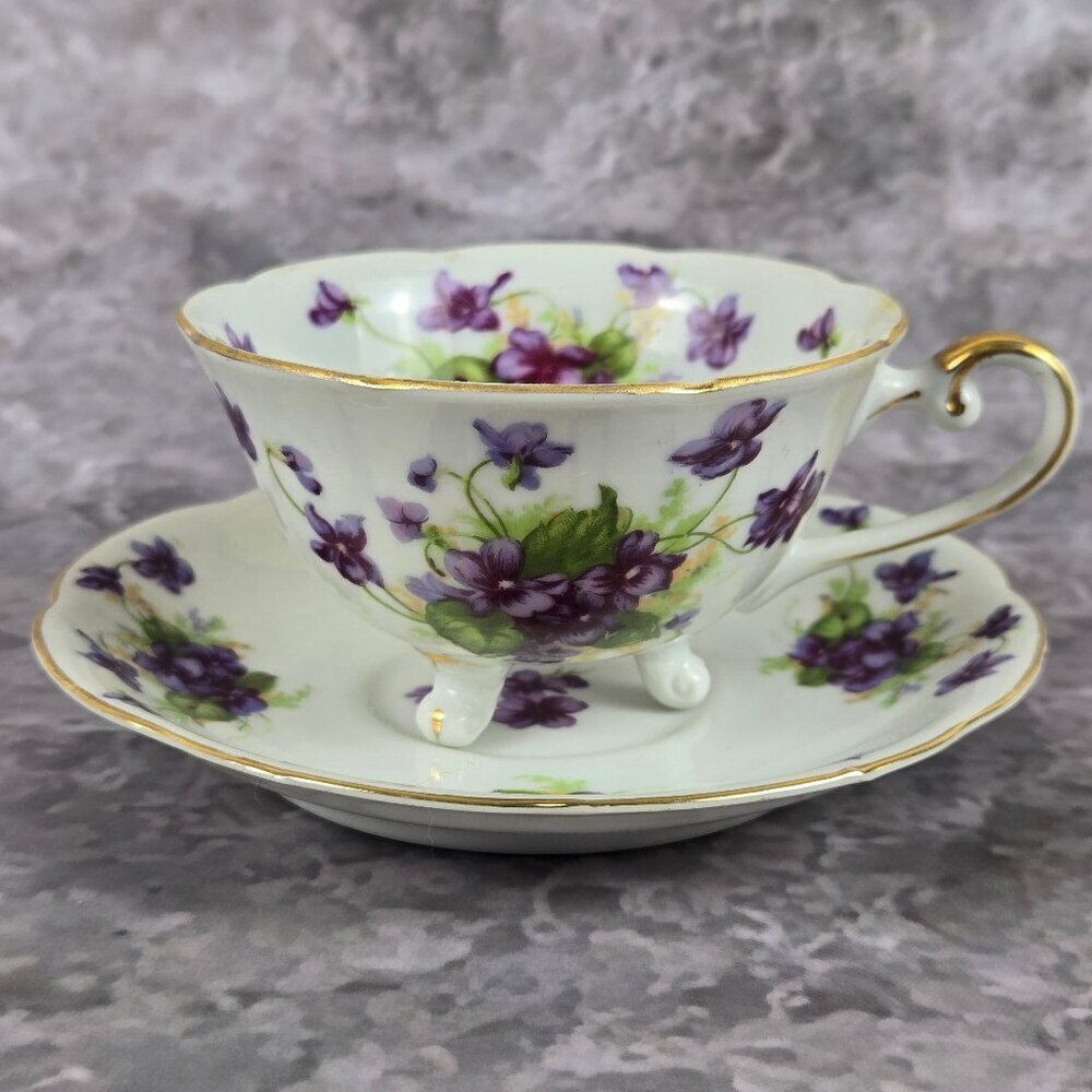 VTG Lefton China Hand Painted Cup & Saucer Purple Violets Scalloped Edge Gold